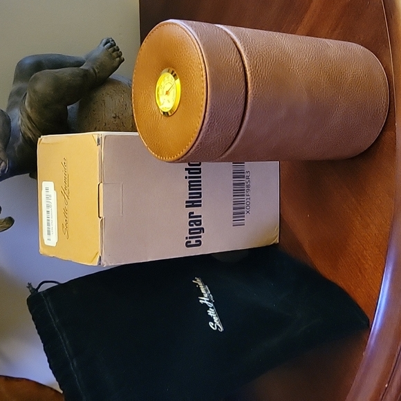 Scotte Humidors Storage & Organization Scotte Cigar Humidor Tan Leather Cedar Wood Canister